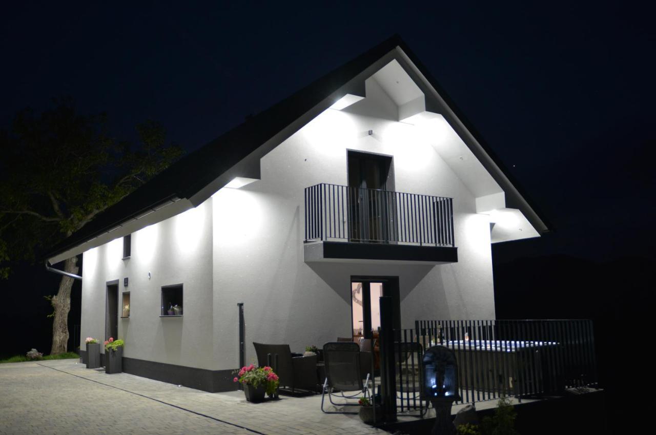 Tanja S Holiday Home In Nature With Sauna And Hot Tub Gorica pri Slivnici Exteriör bild