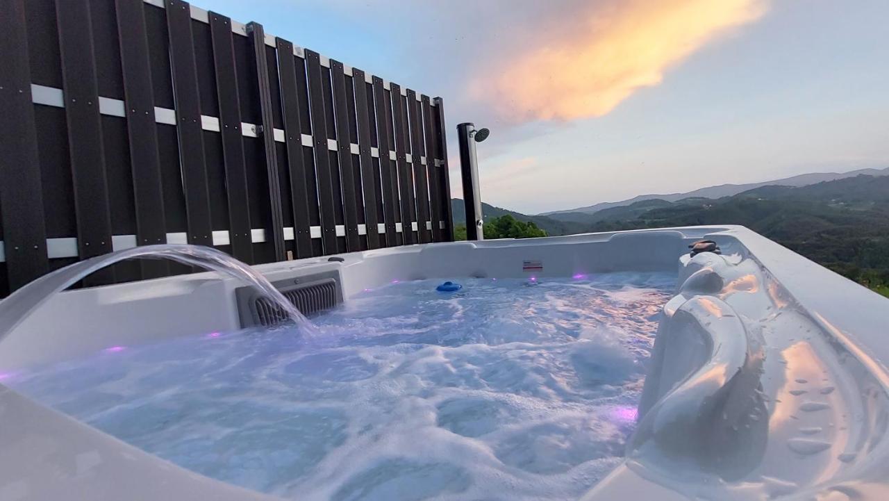 Tanja S Holiday Home In Nature With Sauna And Hot Tub Gorica pri Slivnici Exteriör bild