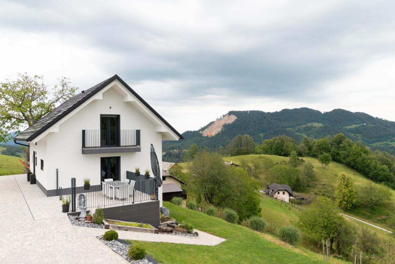 Tanja S Holiday Home In Nature With Sauna And Hot Tub Gorica pri Slivnici Exteriör bild
