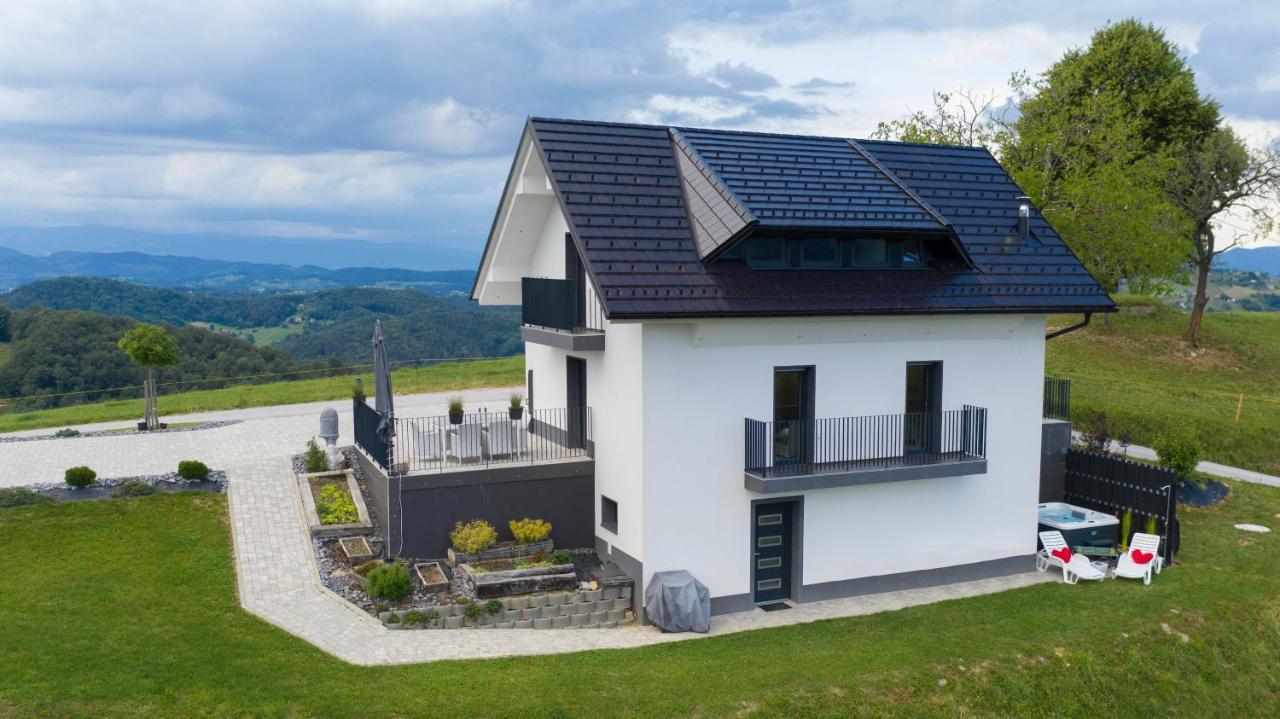 Tanja S Holiday Home In Nature With Sauna And Hot Tub Gorica pri Slivnici Exteriör bild