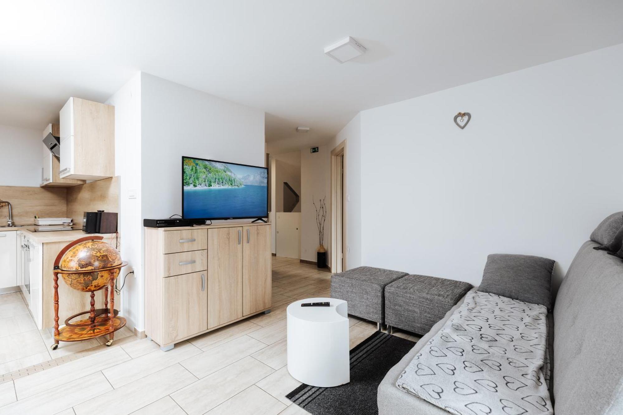 Tanja S Holiday Home In Nature With Sauna And Hot Tub Gorica pri Slivnici Exteriör bild